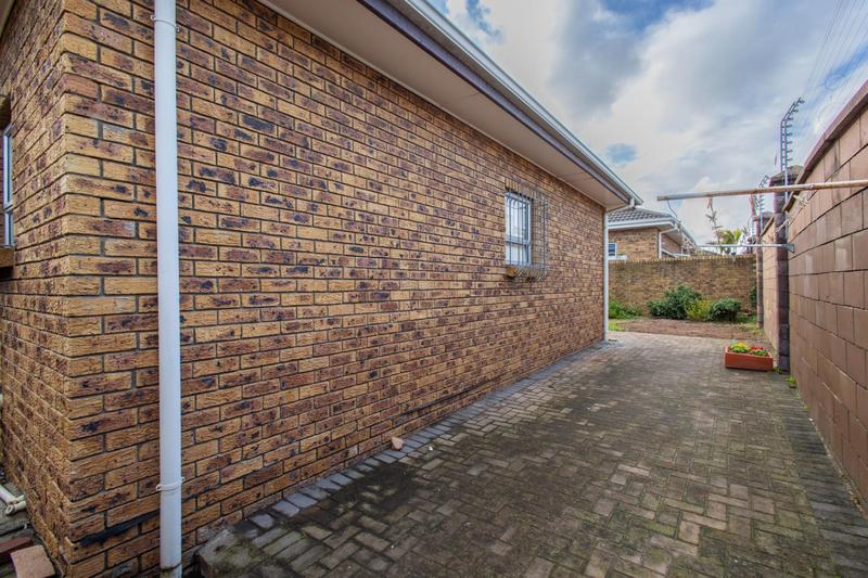 3 Bedroom Property for Sale in Kleinbron Estate Western Cape